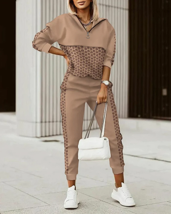 Louisa - Stylish winter tracksuit