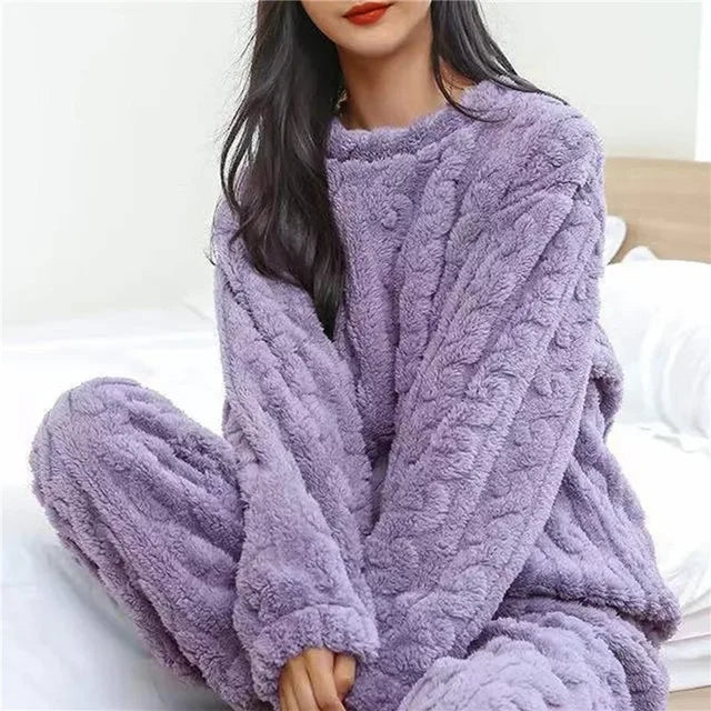 Miriam - Velvet Pajama Set