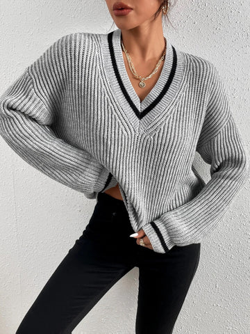 Kayla - Patchwork V-Neck Sweater