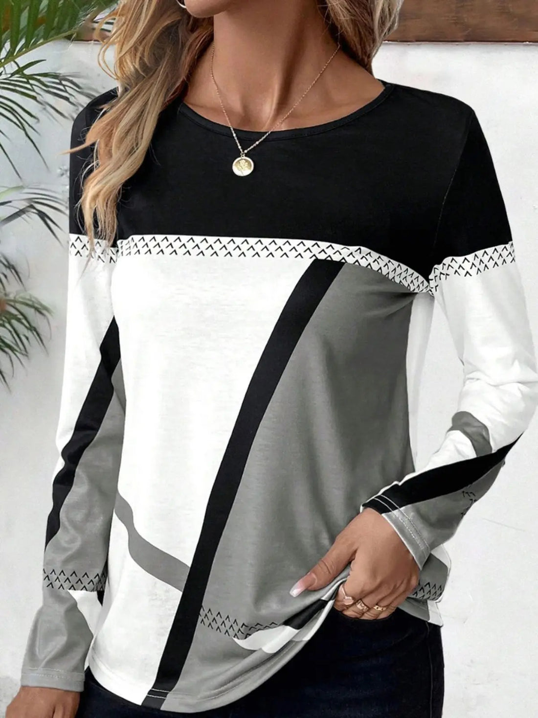 Cathryn - Chic colour-block long-sleeved blouse