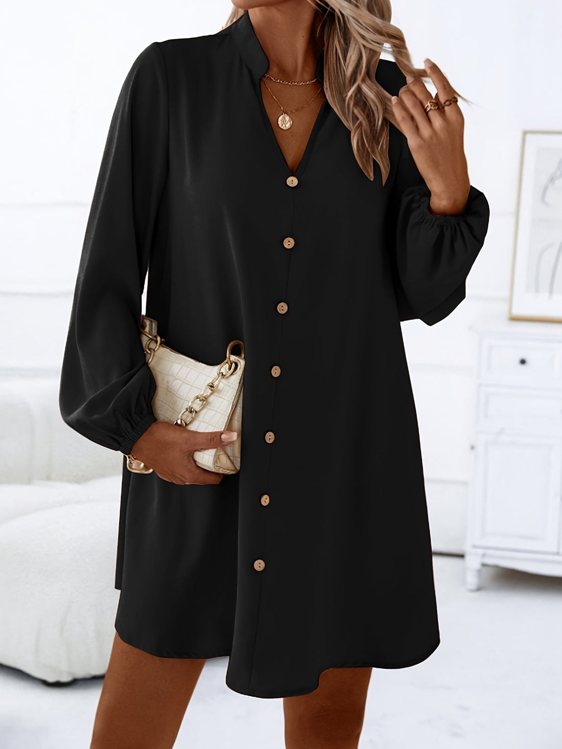 Lilou - Casual long-sleeve button-down V-neck mini dress