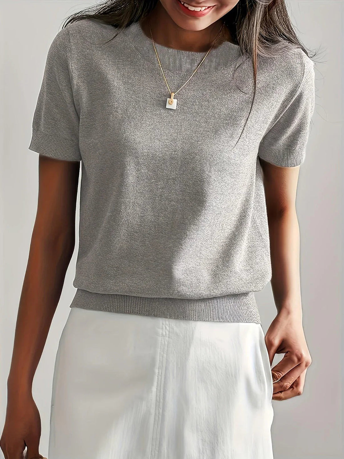 Sheira - Casual round-neck knitted shirt