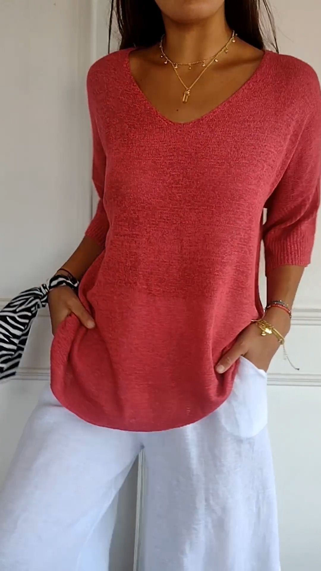 Larissa - Knitted top with V-neck